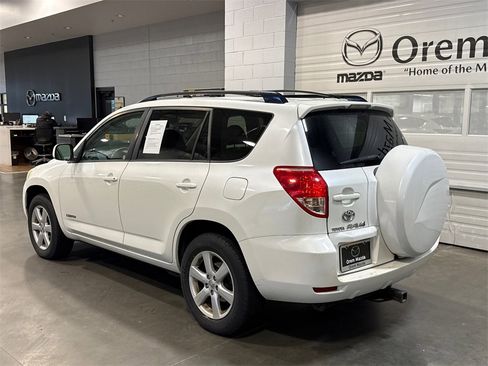 Used 2006 Toyota RAV4 Limited image 21