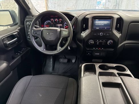Used 2021 Chevrolet Silverado 1500 Custom Trail Boss AWD/4WD image 14
