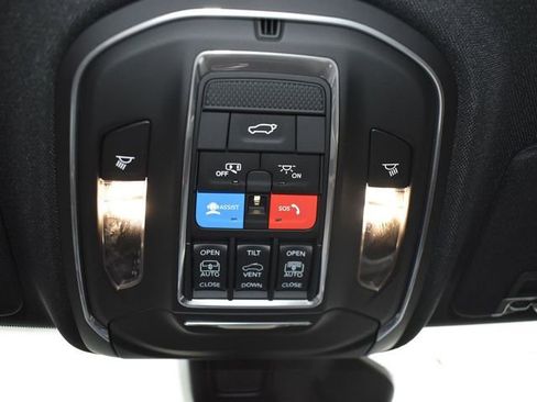 New 2026 Jeep Grand Cherokee L Limited AWD/4WD image 30