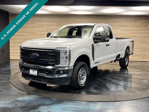 Used 2024 Ford F250 XL w/ XL Chrome Package image 5
