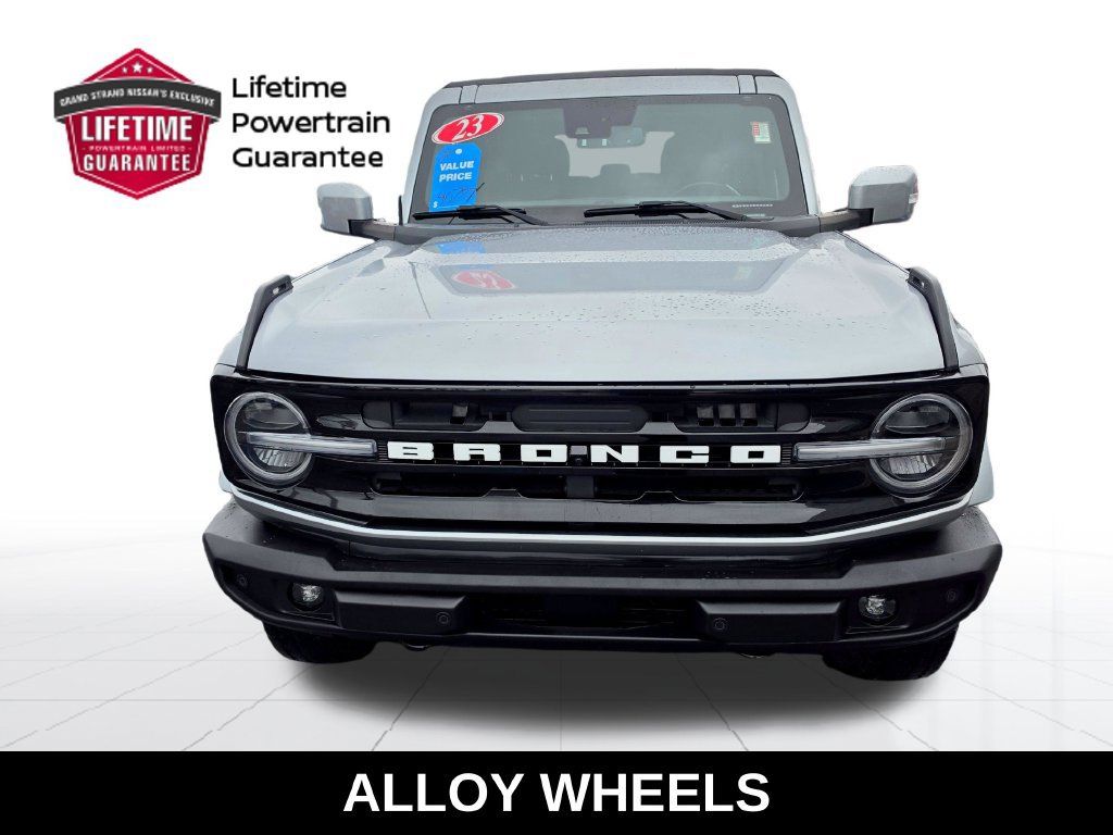 Used 2023 Ford Bronco Outer Banks AWD/4WD image 6