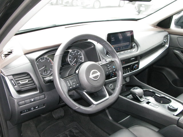 Used 2023 Nissan Rogue SV w/ SV Premium B Package AWD/4WD image 13