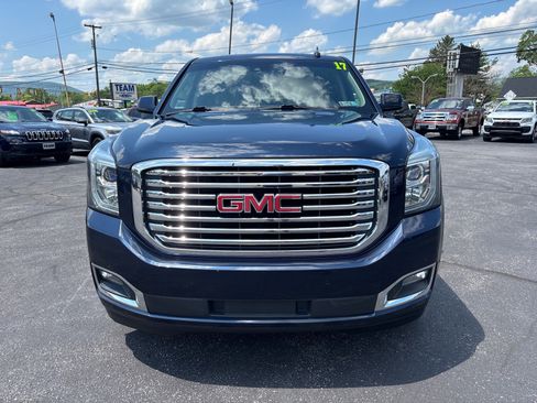 Used 2017 GMC Yukon SLT w/ Premium Edition AWD/4WD image 2