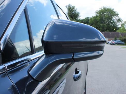 Used 2023 Lincoln Nautilus AWD w/ Premium Package image 7