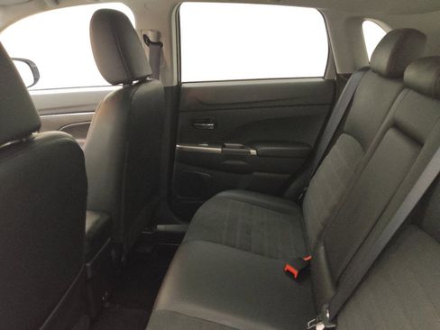 Used 2025 Mitsubishi Outlander Sport AWD image 18