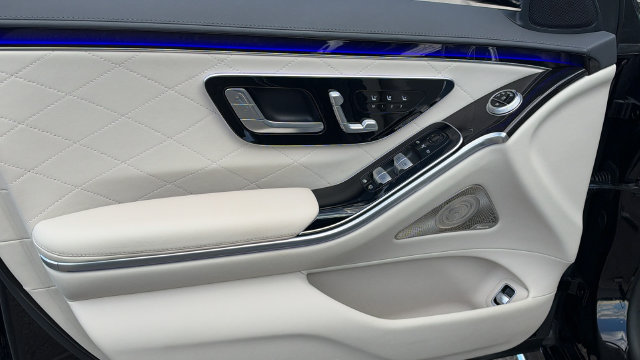 Used 2022 Mercedes-Benz S 500 4MATIC image 26