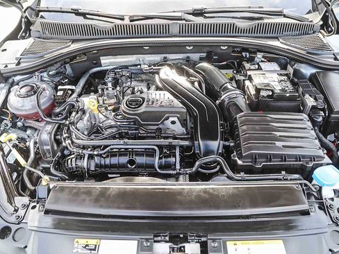 Used 2024 Volkswagen Jetta SE image 26