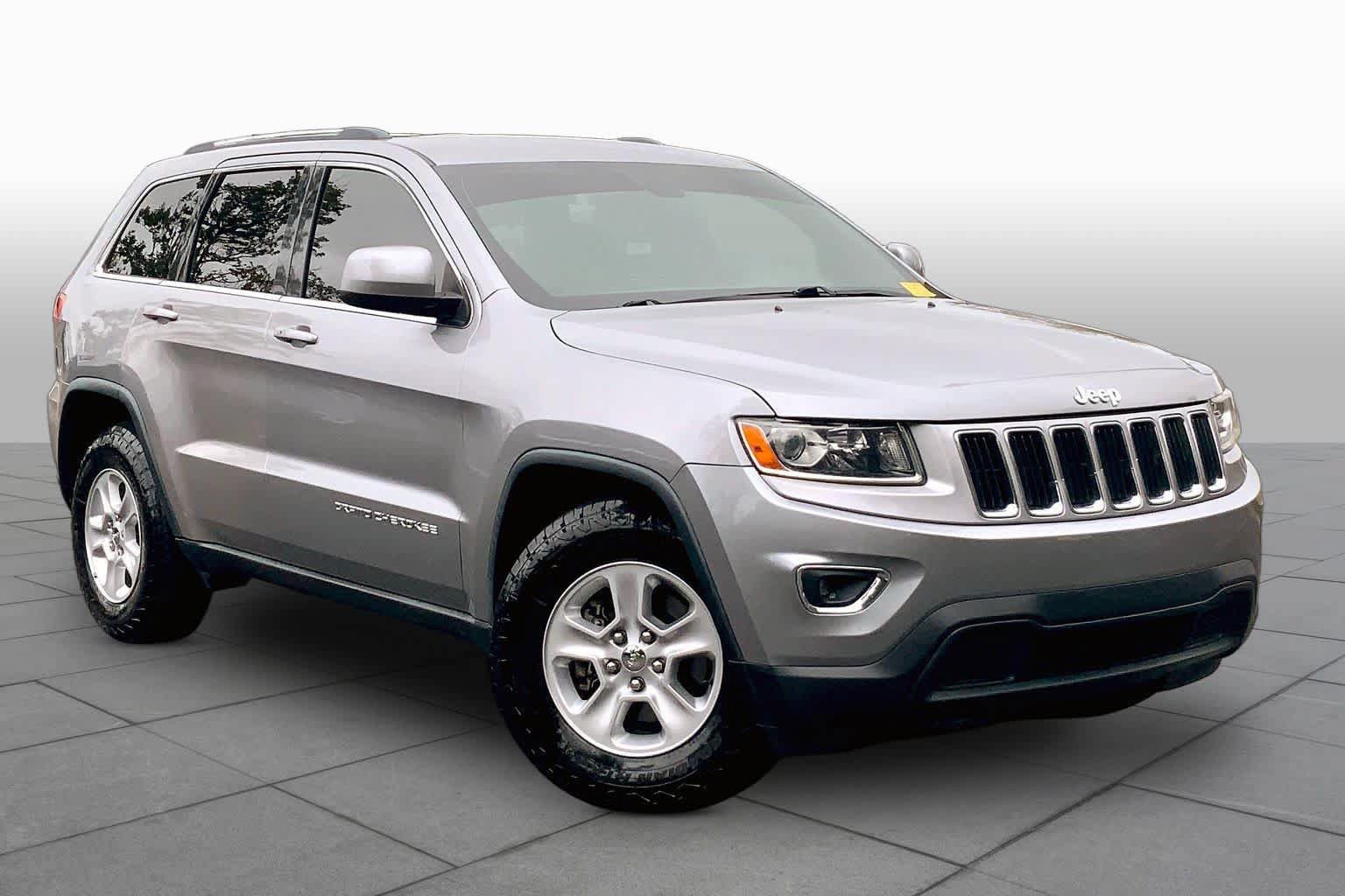Used 2014 Jeep Grand Cherokee Laredo w/ Quick Order Package 23E RWD image 2