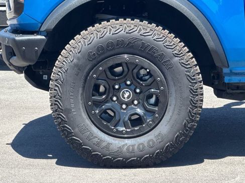 Used 2024 Ford Bronco Wildtrak AWD/4WD image 27