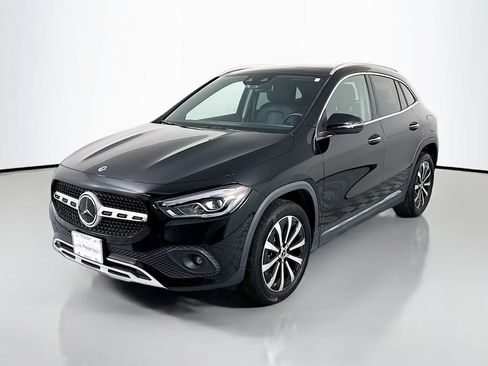 Used 2022 Mercedes-Benz GLA 250 4MATIC image 1