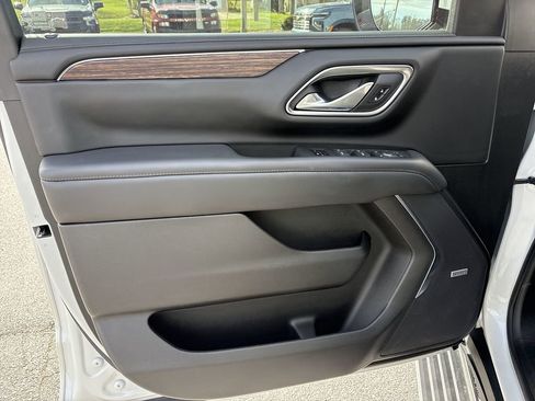 Used 2022 Chevrolet Tahoe High Country image 25