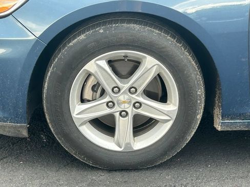 Used 2024 Chevrolet Malibu LT FWD image 12