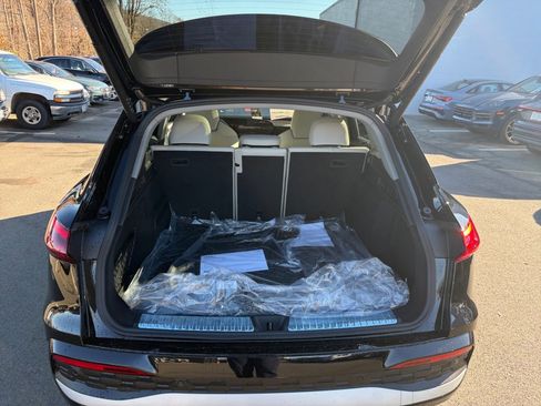 New 2025 Audi Q5 Premium Plus image 14