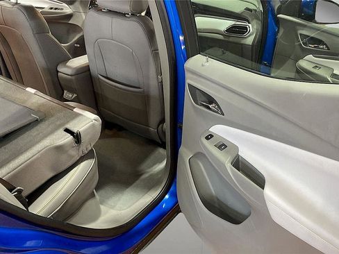 Used 2022 Chevrolet Bolt EUV Premier w/ Sun & Sound Package image 13