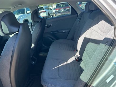 Used 2025 Kia K4 EX image 41