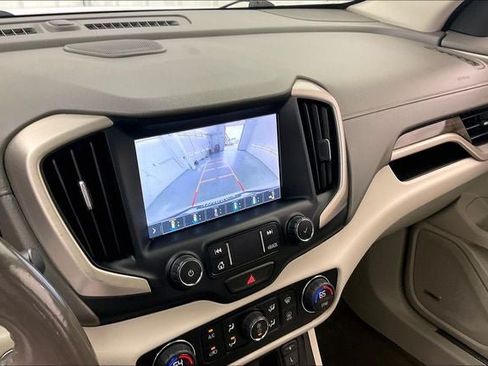 Used 2020 GMC Terrain Denali w/ GMC Pro Grade Package AWD/4WD image 28