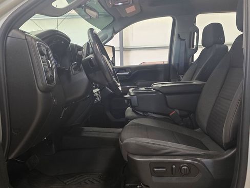 Used 2022 Chevrolet Silverado 2500 LT w/ Convenience Package AWD/4WD image 9
