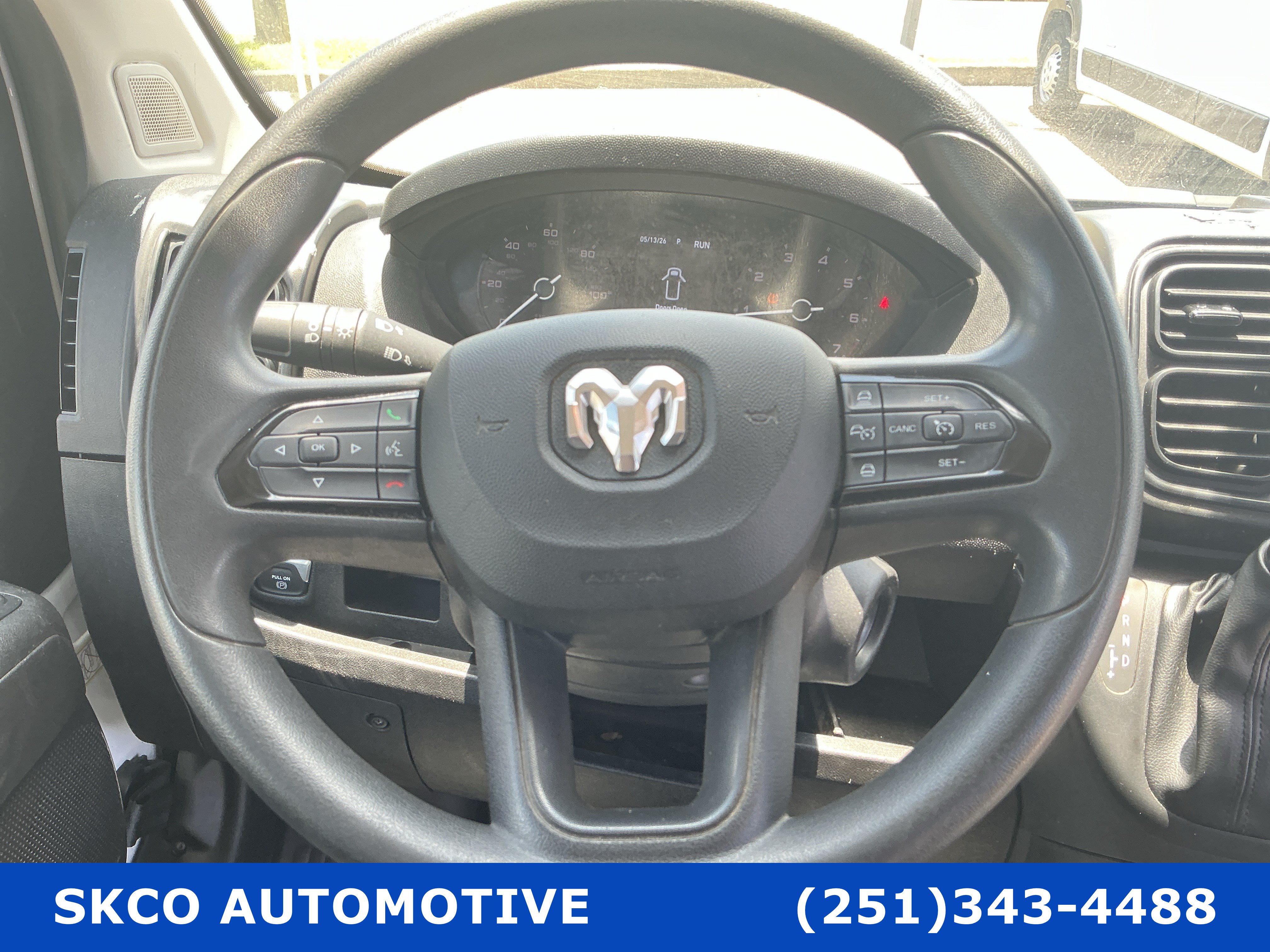 Used 2024 RAM ProMaster 2500 w/ Convenience Group FWD image 18
