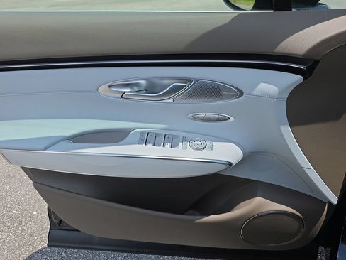 New 2026 Genesis GV70 2.5T Advanced AWD/4WD image 17