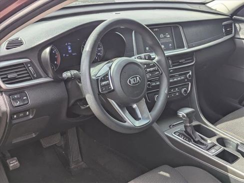 Used 2020 Kia Optima LX image 10