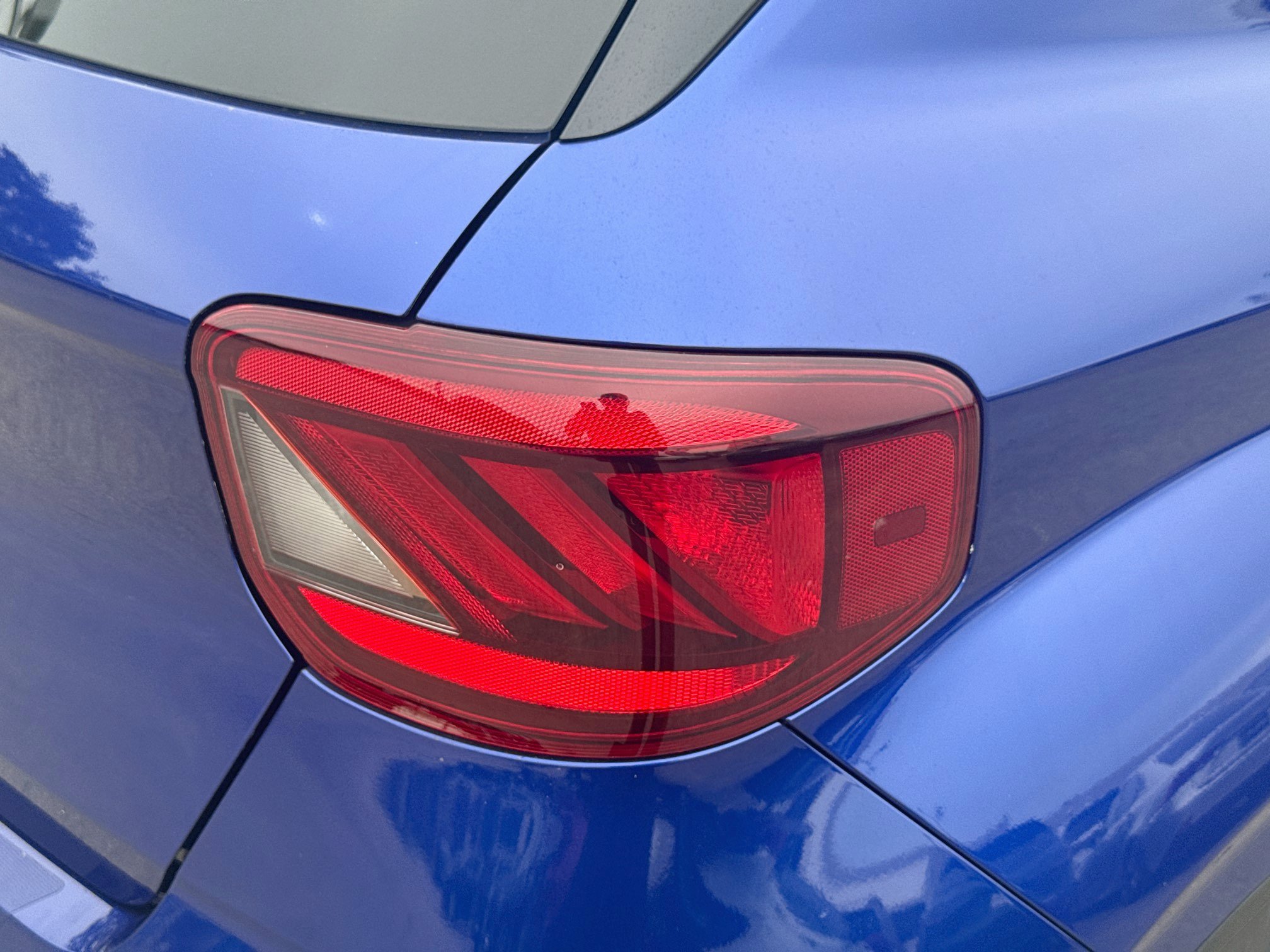 Used 2023 Hyundai Venue SEL FWD image 24