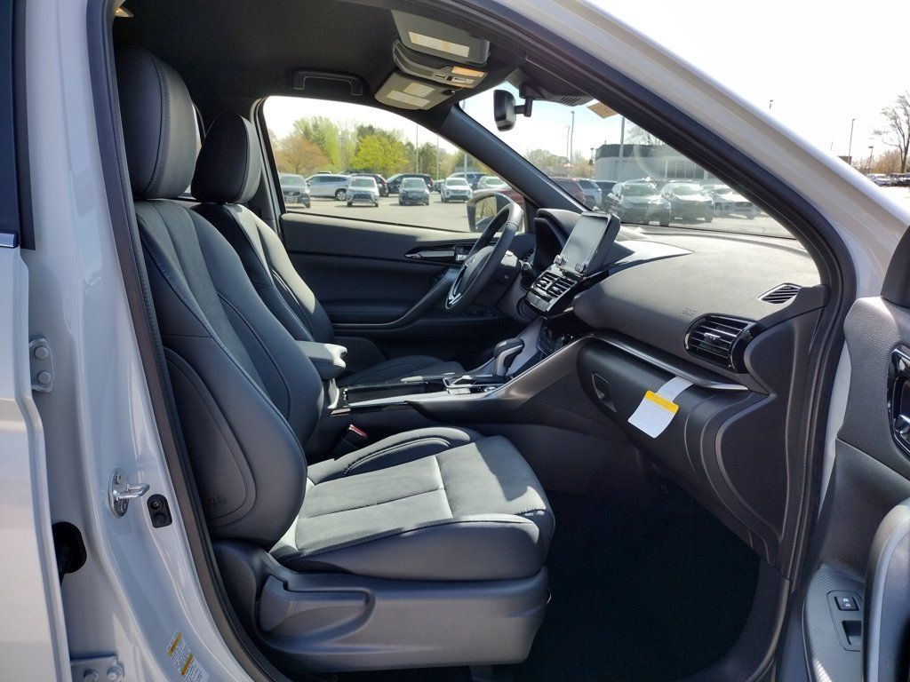 New 2026 Mitsubishi Eclipse Cross AWD image 10