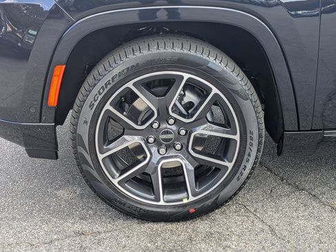 New 2025 Jeep Wagoneer Series III w/ Quick Order Package 25C Super image 34