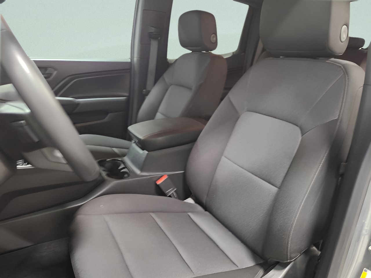 Used 2024 Chevrolet Colorado Trail Boss w/ Advanced Trailering Package AWD/4WD image 17