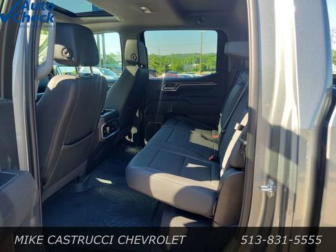 Used 2025 Chevrolet Silverado 1500 LTZ AWD/4WD image 26
