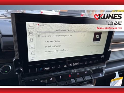 New 2025 GMC Hummer EV 2X image 41