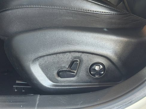 Used 2019 Jeep Compass Limited w/ Safety & Security Group AWD/4WD image 10