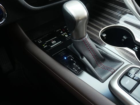 Used 2016 Lexus RX 450h FWD w/ Luxury Package image 28