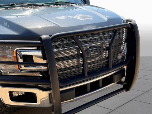 Used 2020 Ford F150 XLT w/ Equipment Group 302A Luxury AWD/4WD image 29