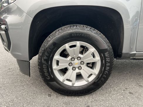Used 2022 Chevrolet Colorado LT w/ Luxury Package AWD/4WD image 12