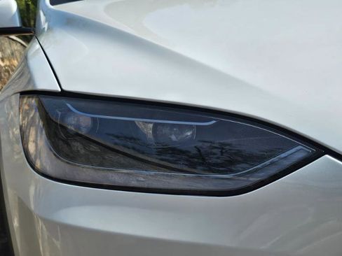 Used 2023 Tesla Model X AWD/4WD image 25