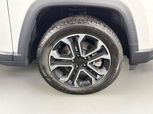Used 2023 Jeep Compass Limited w/ Sun and Sound Group AWD/4WD image 35