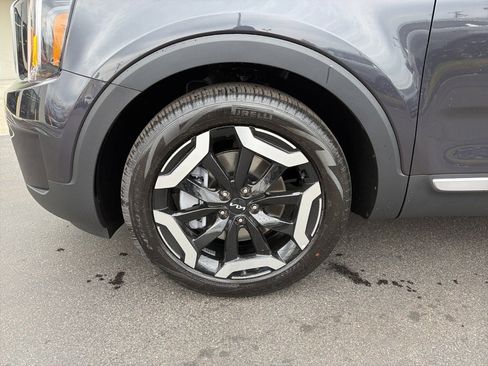New 2025 Kia Telluride EX image 12