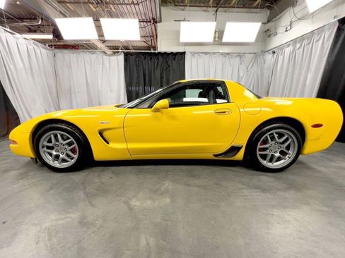 Used 2003 Chevrolet Corvette Z06 w/ Memory Package, 3 Drivers image 4