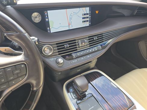 Used 2018 Lexus LS 500 AWD w/ Luxury Package image 30