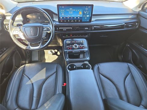Used 2022 Lincoln Nautilus Reserve AWD/4WD image 18