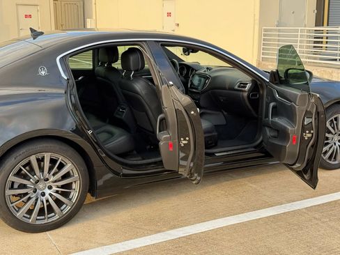 Used 2020 Maserati Ghibli RWD image 17
