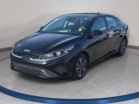 Used 2023 Kia Forte LXS image 1