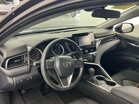 Used 2023 Toyota Camry LE image 7