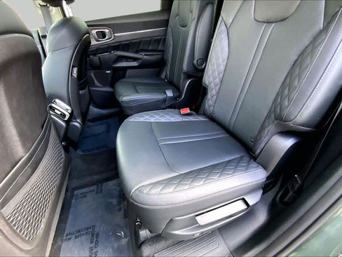 Used 2021 Kia Sorento SX Prestige AWD/4WD image 20