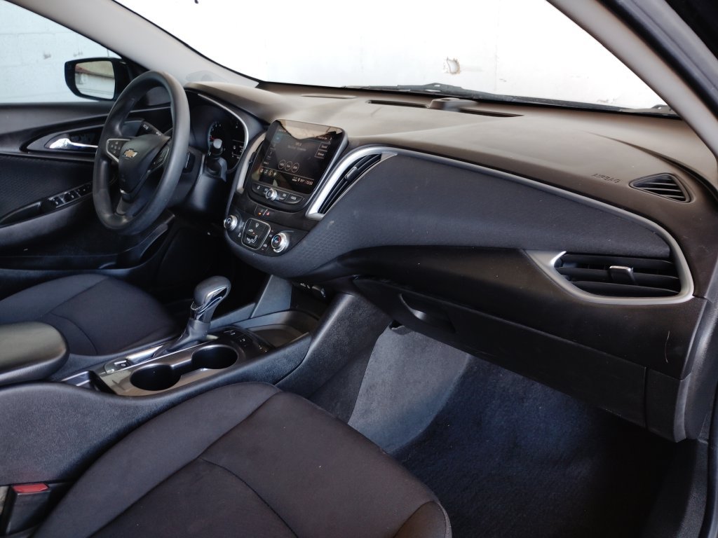 Used 2024 Chevrolet Malibu LS FWD image 12