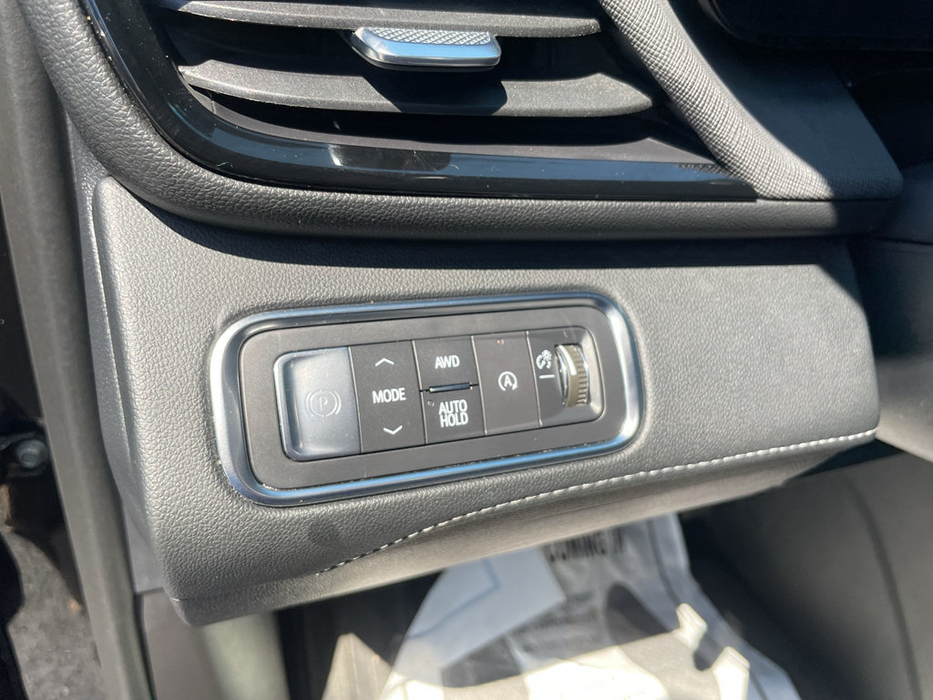 Certified 2025 Buick Enclave Preferred AWD/4WD image 21