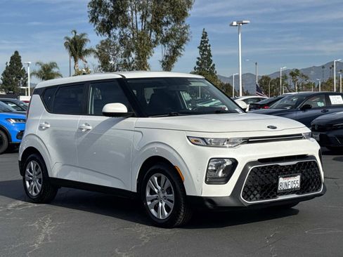 Used 2021 Kia Soul LX image 7