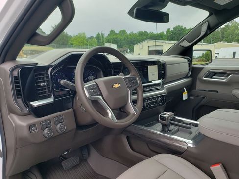 New 2026 Chevrolet Silverado 1500 LTZ w/ LTZ Convenience Package II AWD/4WD image 28
