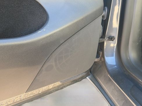 Used 2022 Tesla Model Y Performance image 24