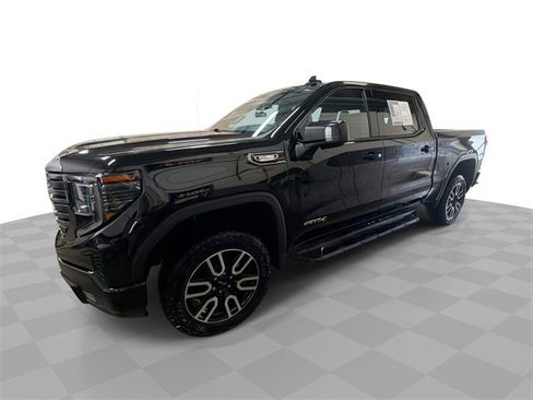 Certified 2022 GMC Sierra 1500 AT4 w/ AT4 Preferred Package image 1